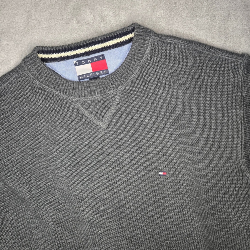 Vintage Tommy Hilfiger Mens Gray Cotton Knit Crewneck Sweater Flag Logo Medium